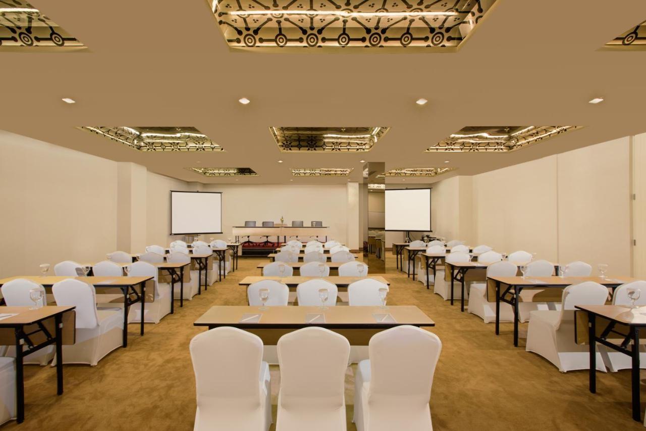 Khas Tugu Hotel Yogyakarta Exterior foto